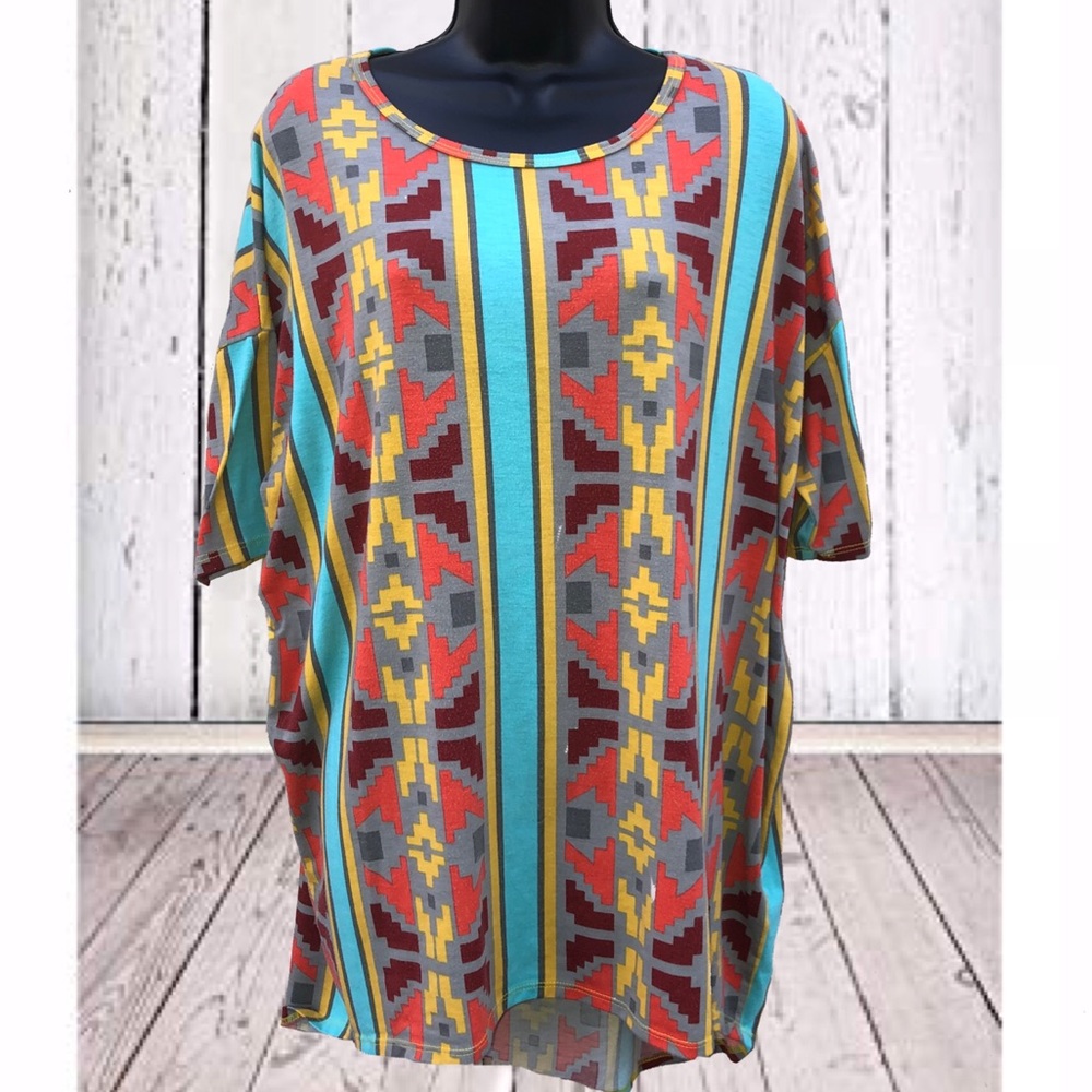 🌈3/$10🌈LulaRoe | Irma Top | Medium